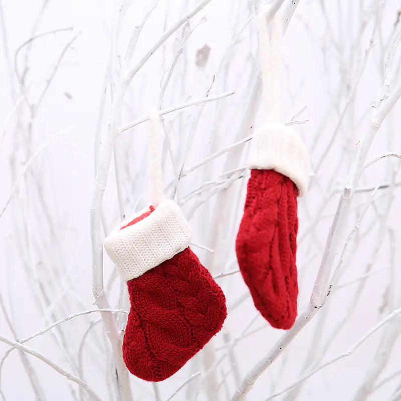 Festive Knit Stockings & Table Decor Set